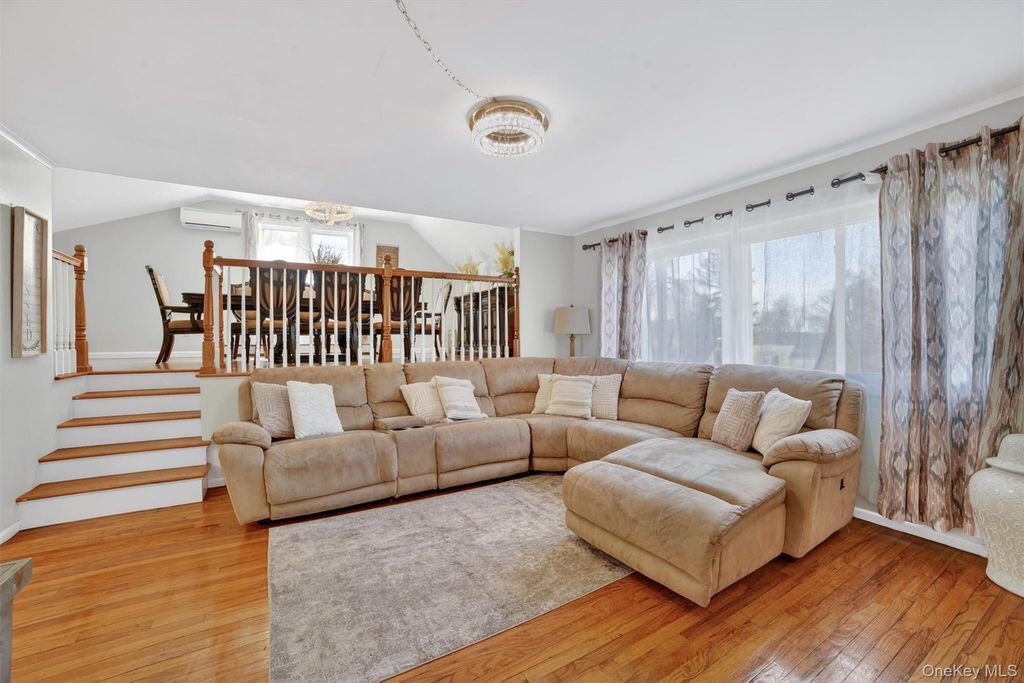 Photo of 3510 Overlook Avenue, Yorktown Heights, NY 10598 (MLS # 983428)