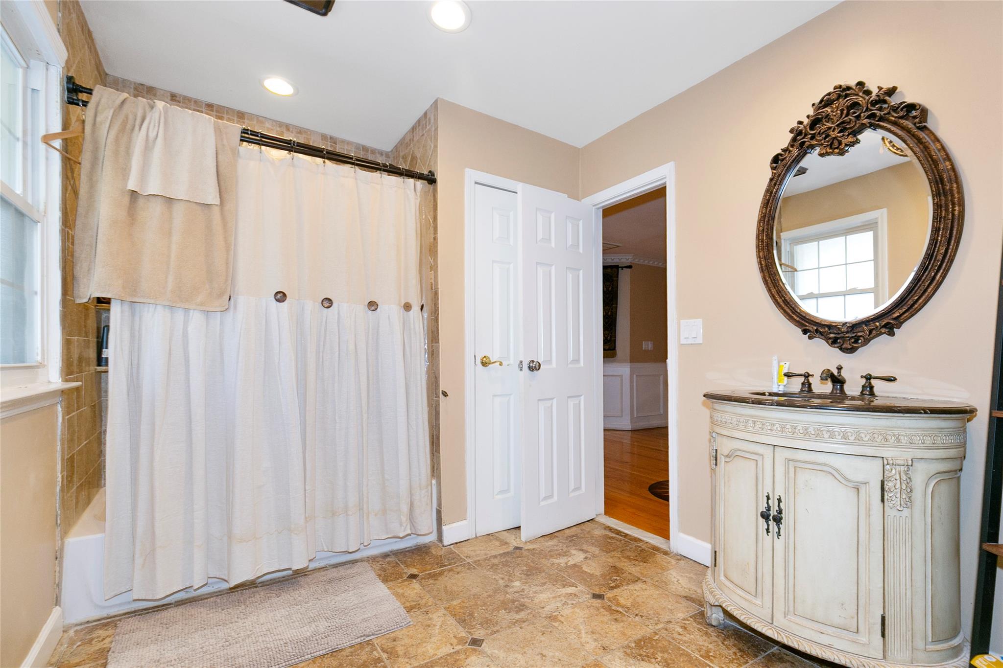 626 Caledonia Road, Dix Hills, New York image 29