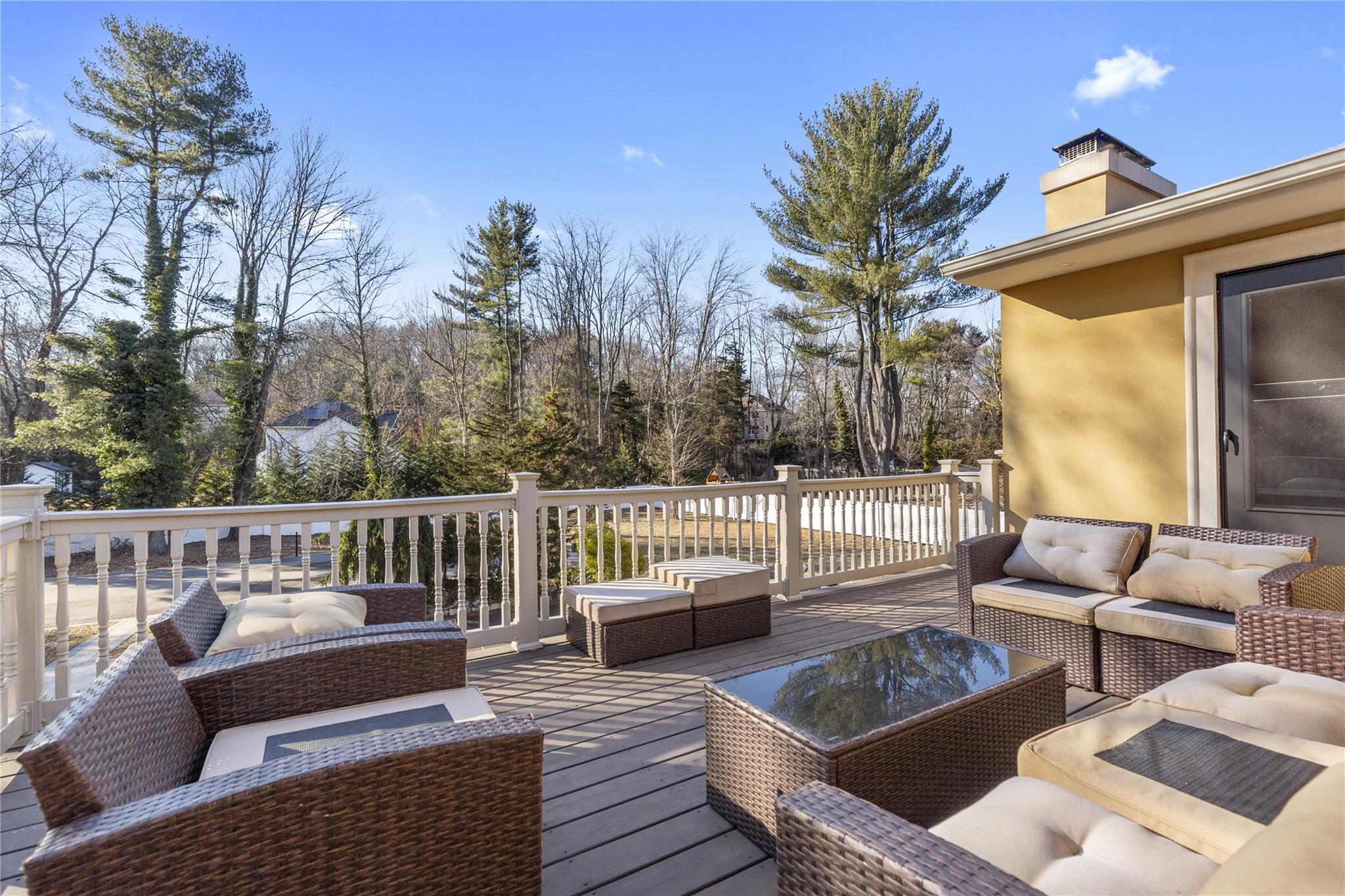 626 Caledonia Road, Dix Hills, New York image 27