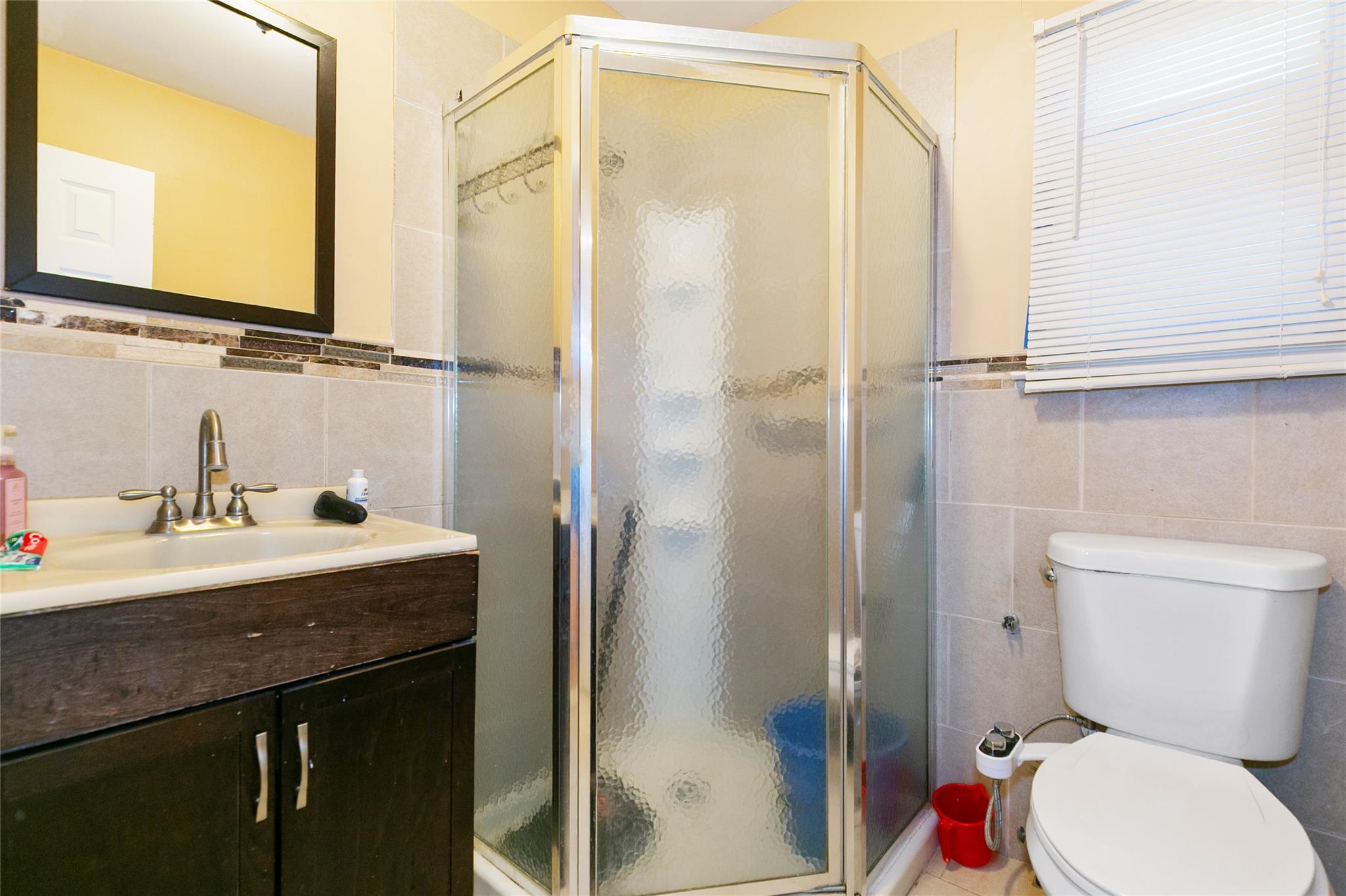 626 Caledonia Road, Dix Hills, New York image 20