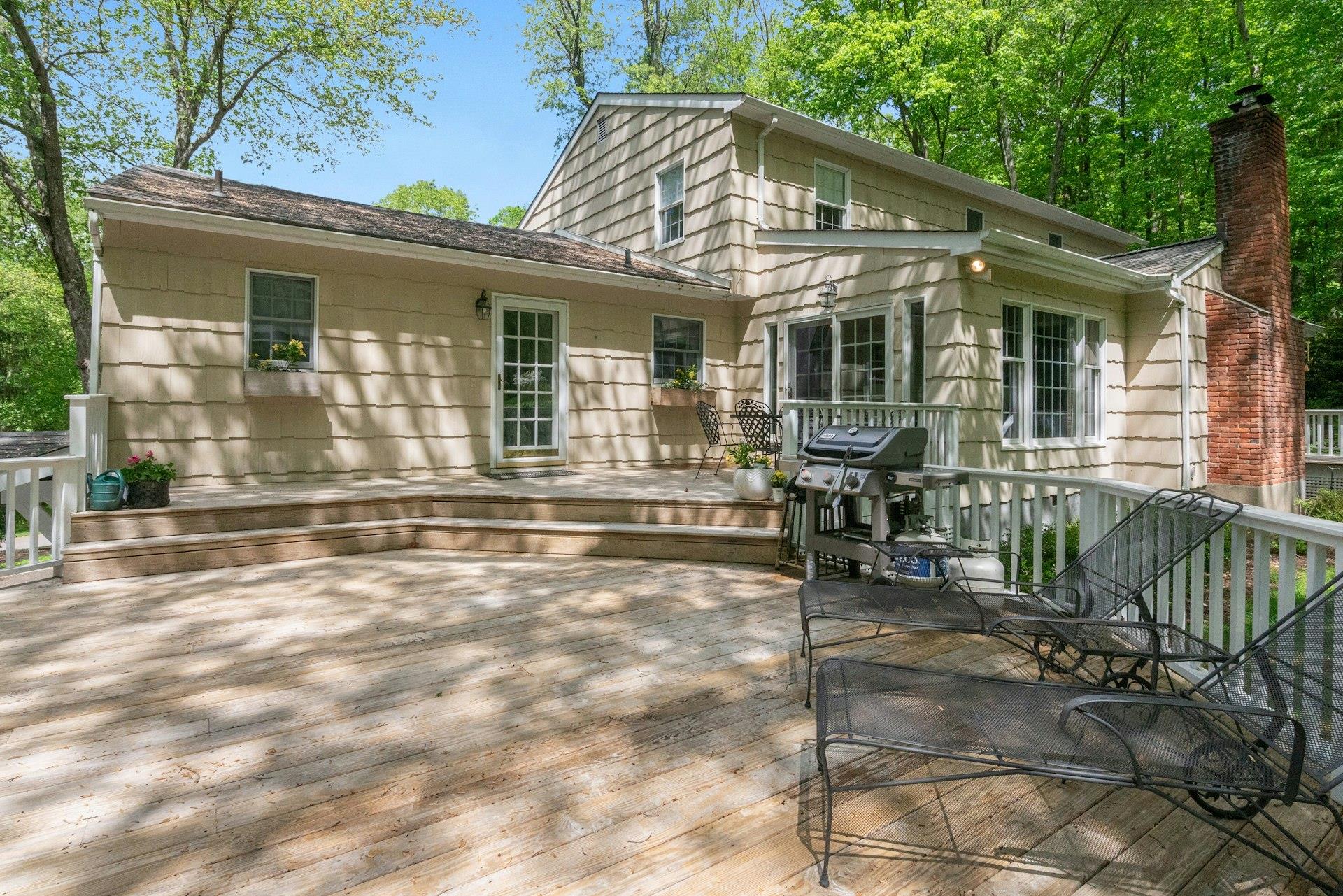 71 Brett Lane, Bedford, New York image 35