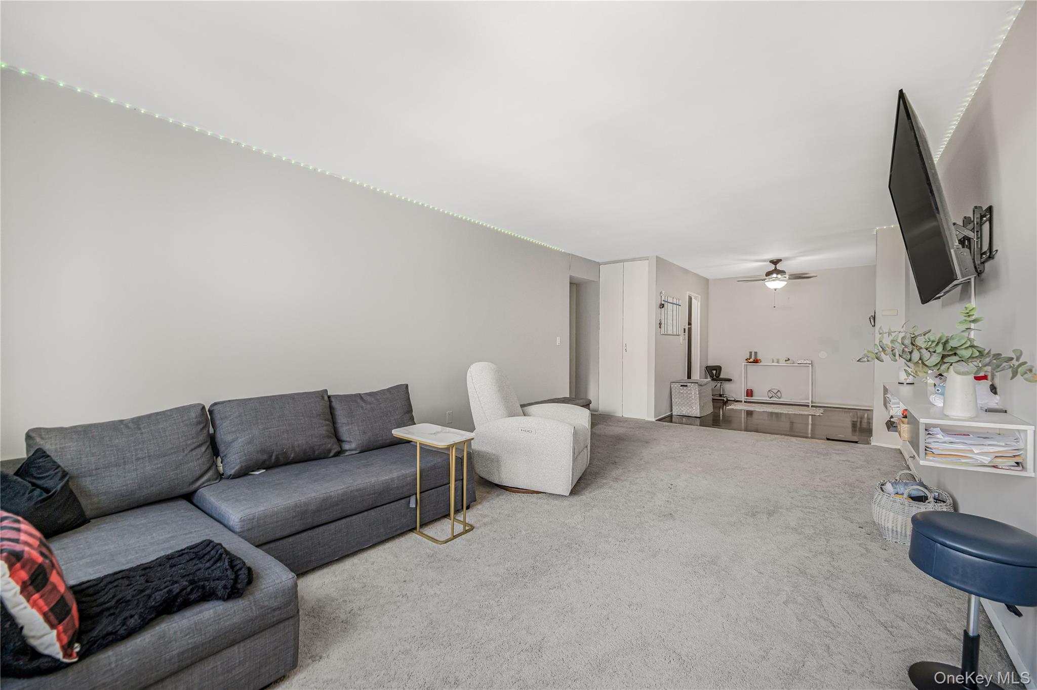 21 Fairview Avenue 618