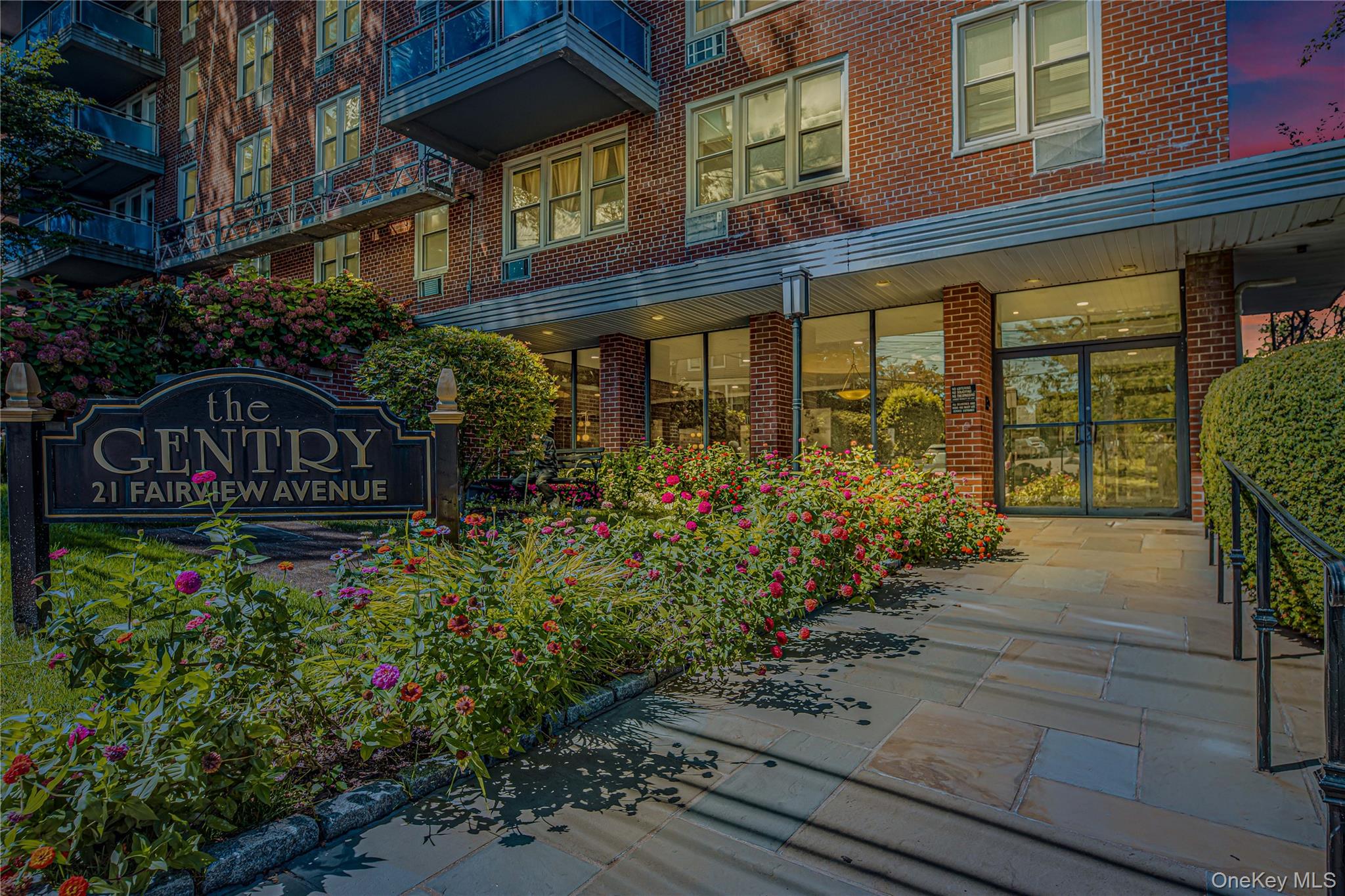 21 Fairview Avenue 618