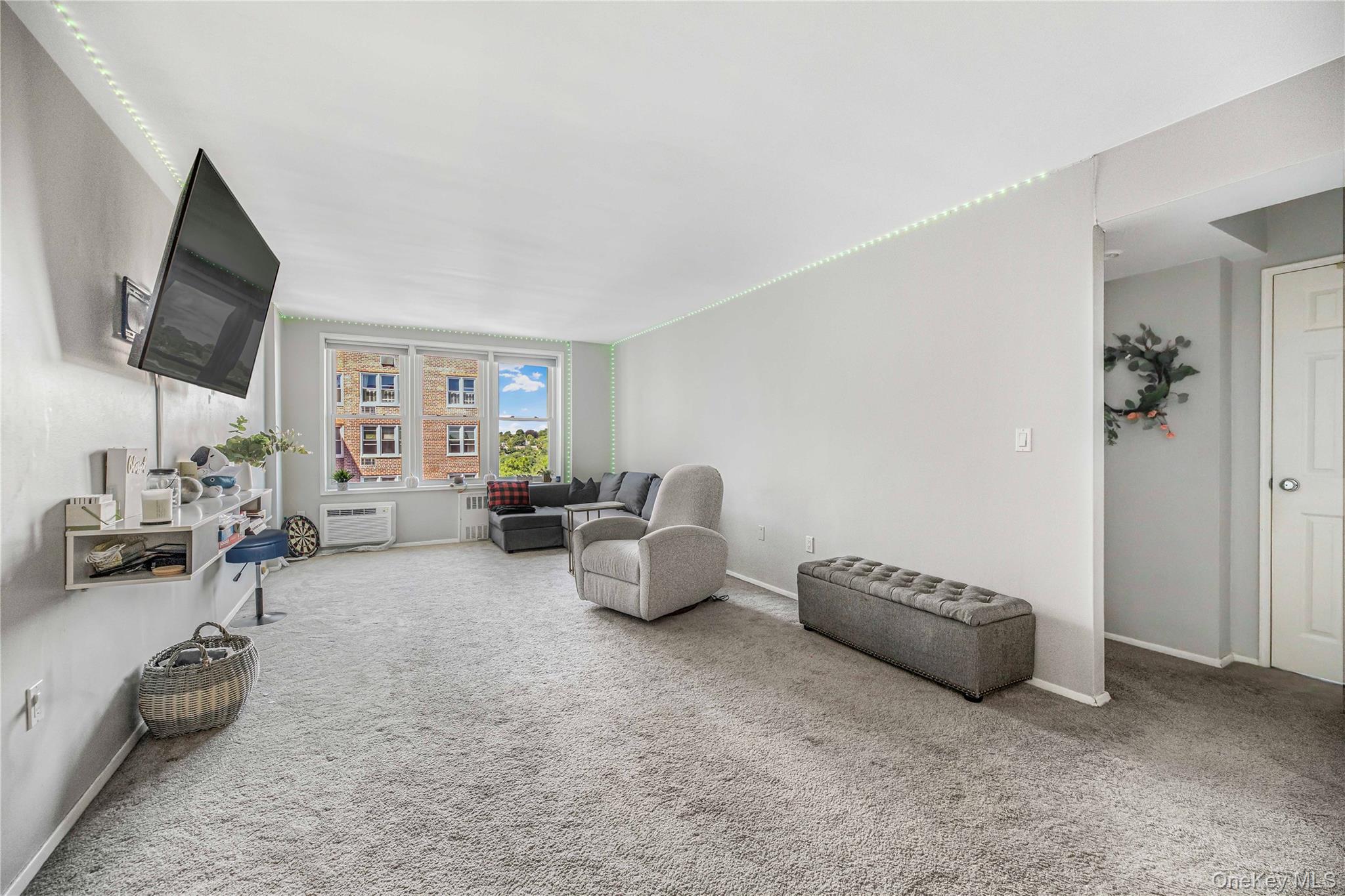 21 Fairview Avenue 618