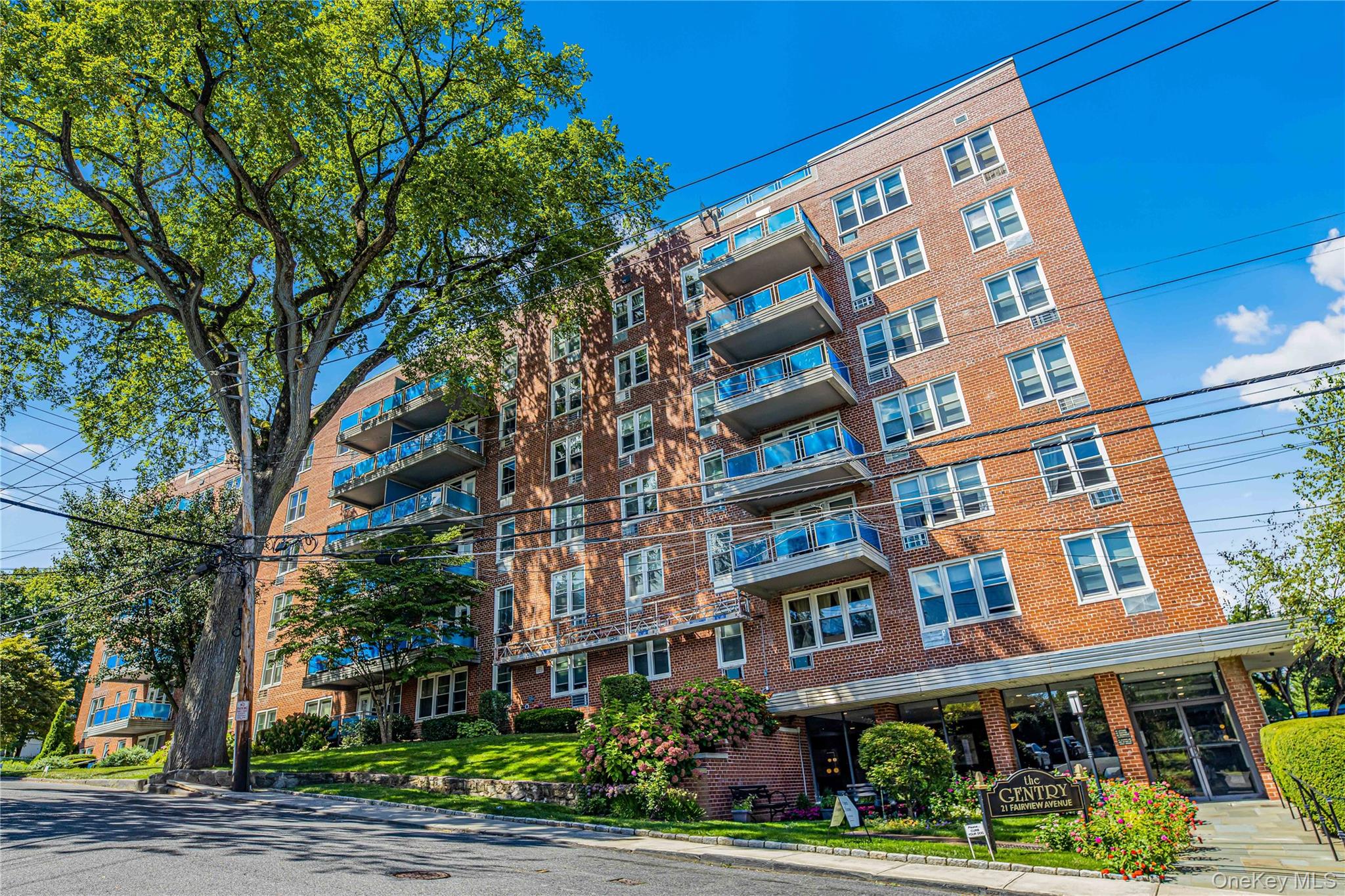 21 Fairview Avenue 618