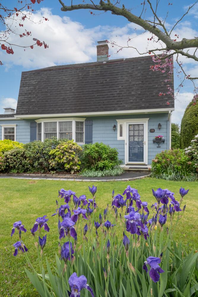 178 Harvard Street, Westbury, New York image 3
