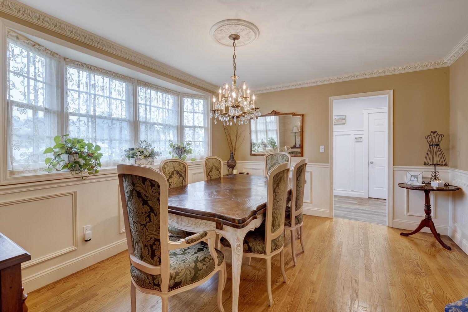 178 Harvard Street, Westbury, New York image 11