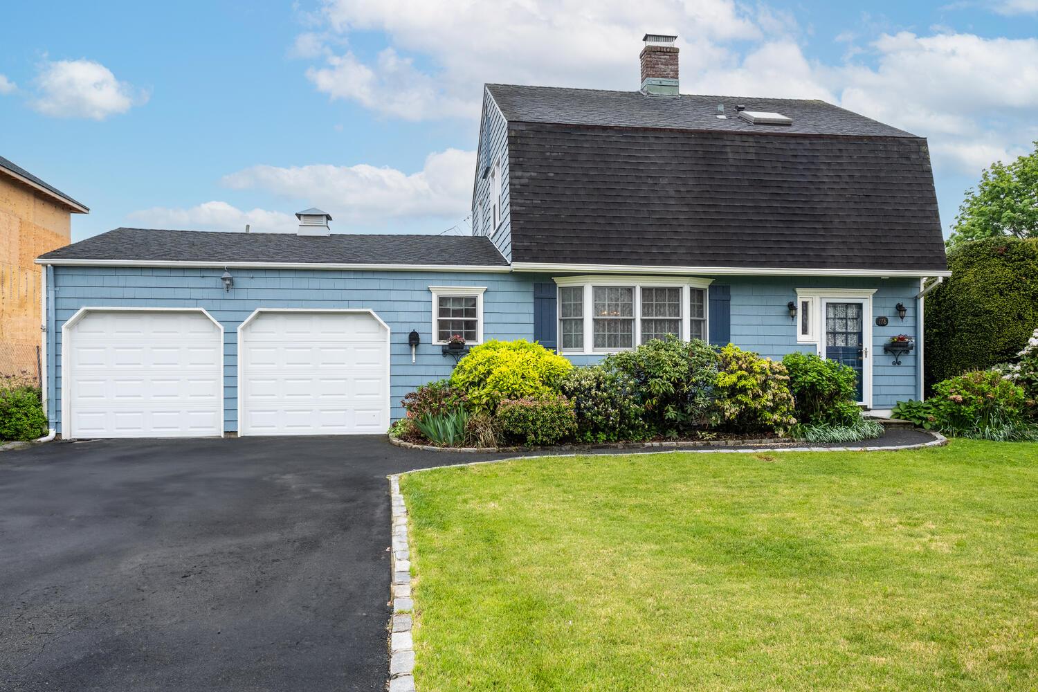 178 Harvard Street, Westbury, New York image 1