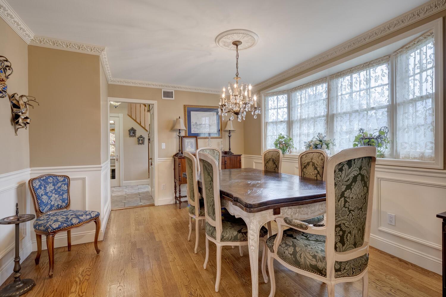 178 Harvard Street, Westbury, New York image 10
