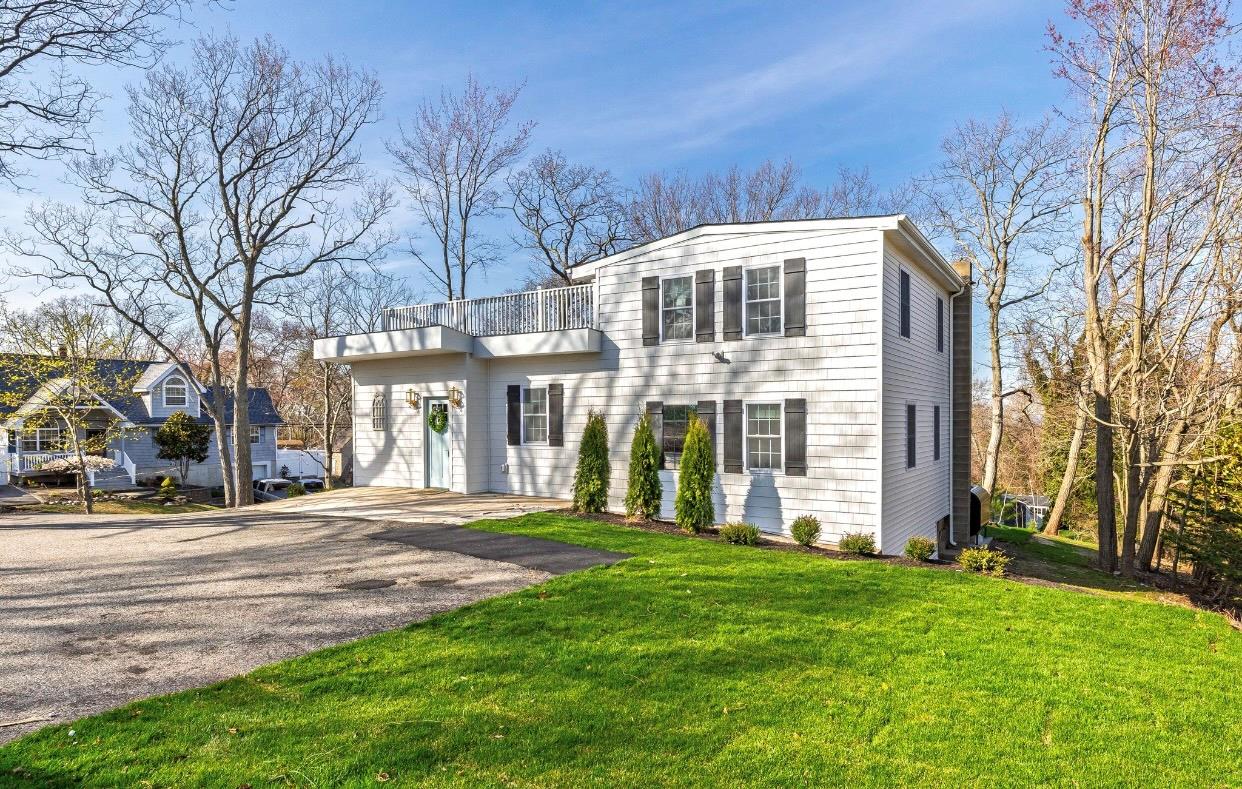94 Dawn Road, Rocky Point, New York image 1