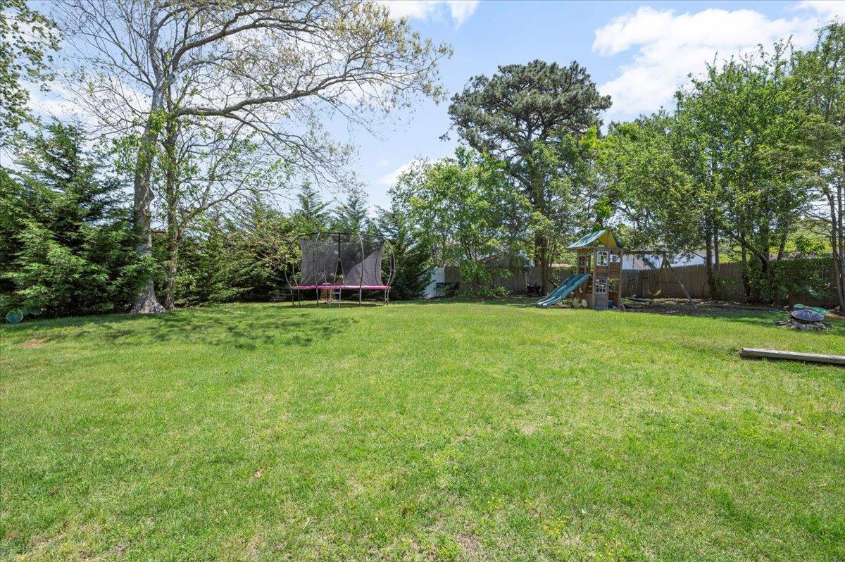 8 Meyer Lane, Medford, New York image 16