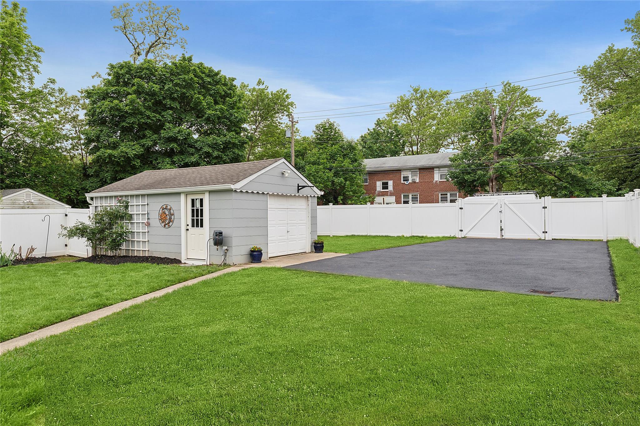 3 Spruce Lane, Glen Cove, New York image 15