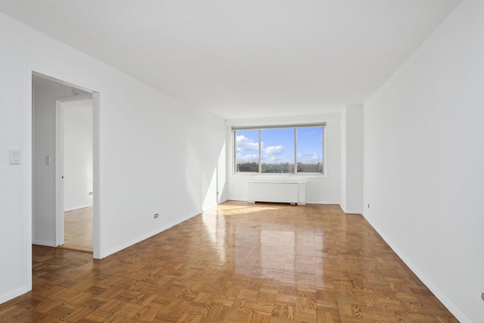 Rental Property at 3333 Henry Hudson Parkway Parkway 22C, Bronx, New York - Bedrooms: 1 
Bathrooms: 1 
Rooms: 3  - $2,700 MO.