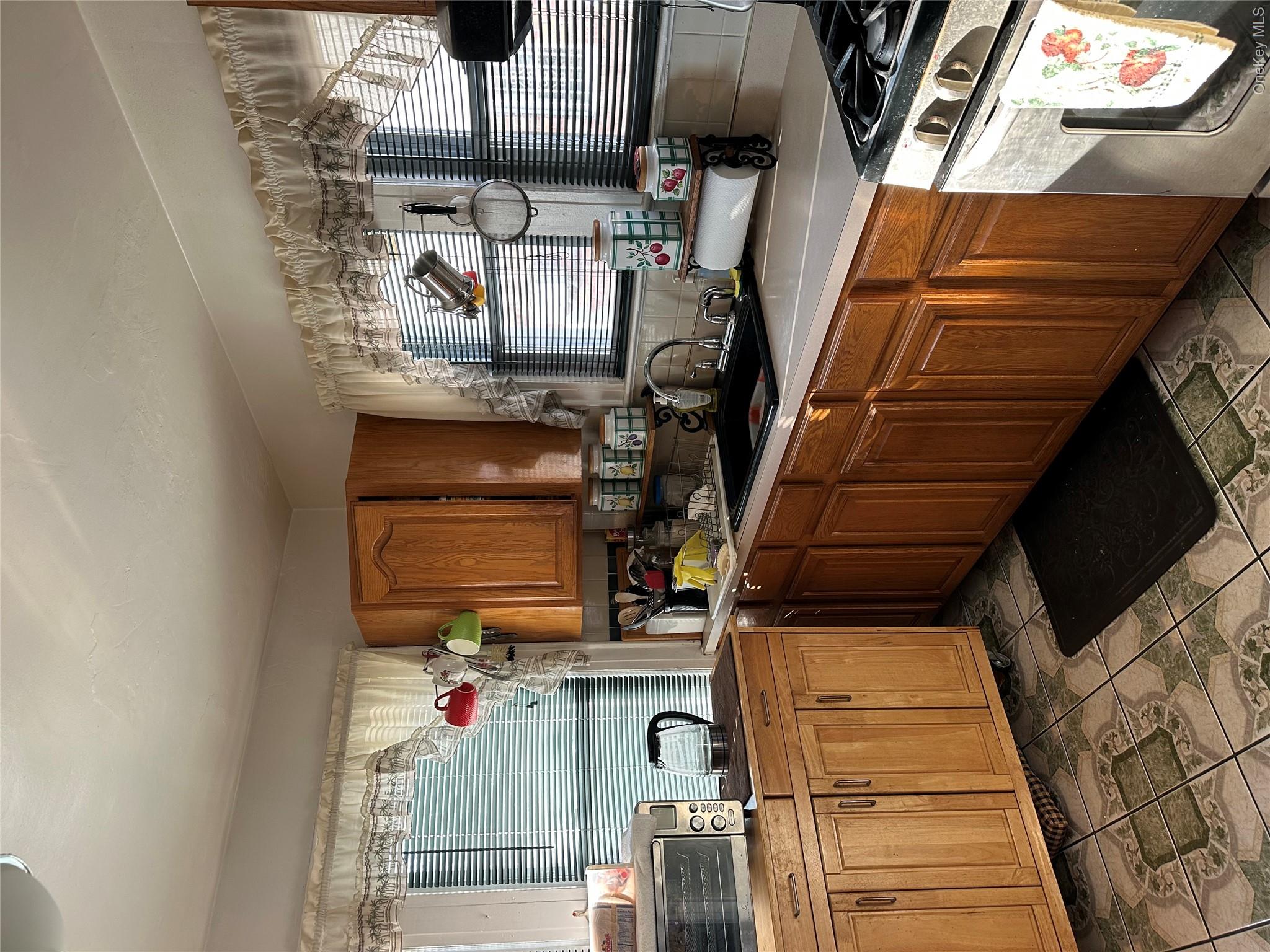 251-20 Memphis Avenue