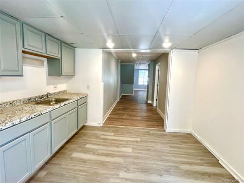 Apartment For Rent - 25 W Main Street<br/> Orange County, Port Jervis, NY 12771