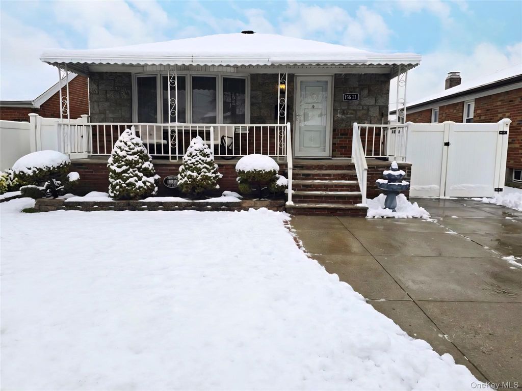 Photo of 15611 89th Street, Howard Beach, NY 11414 (MLS # 953443)