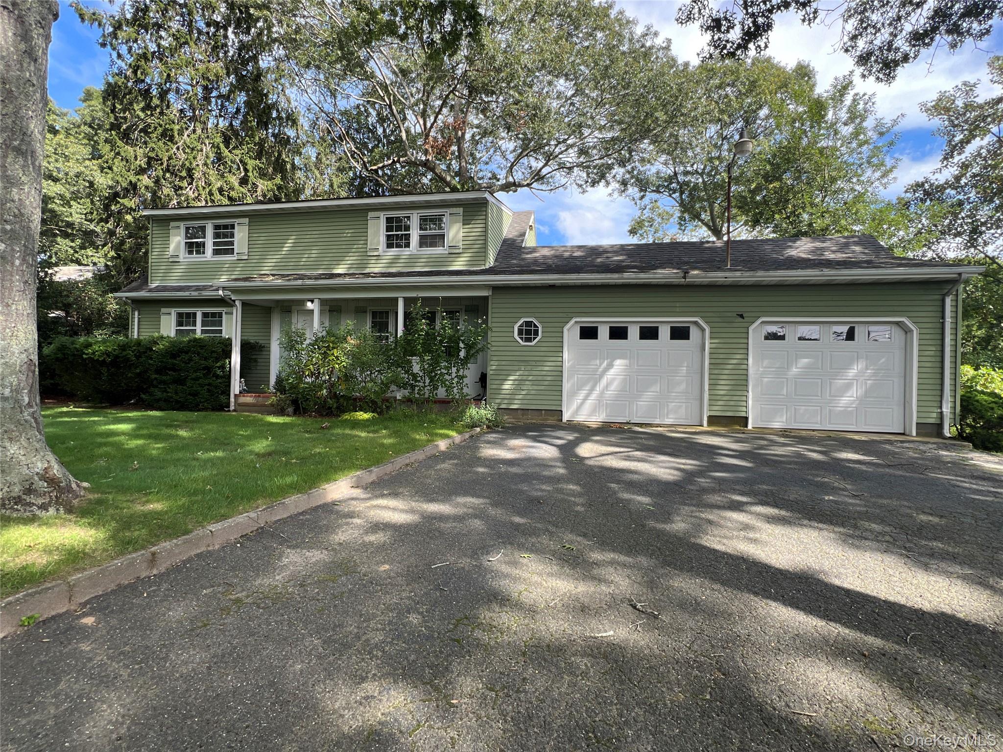 8 Daly Drive