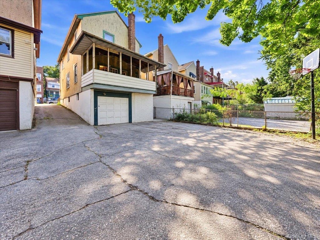 Photo of 2727 Morgan Avenue, Bronx, NY 10469 (MLS # 1057871)