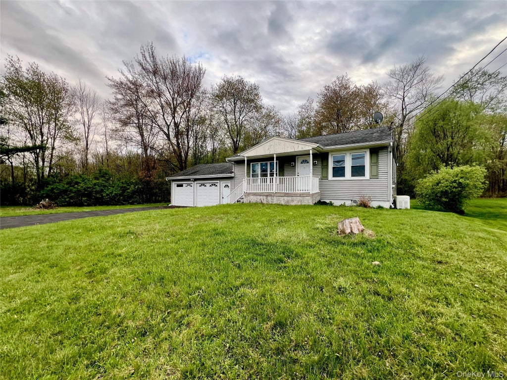 Photo of 926 Route 17M, Middletown, NY 10940 (MLS # 1066450)