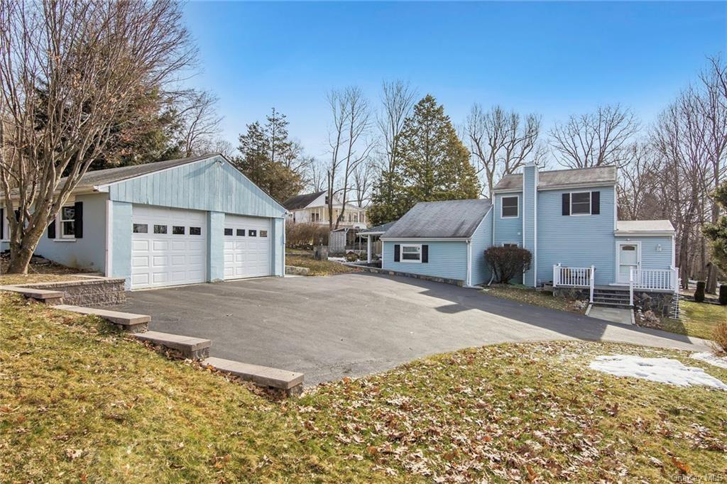 Juniper Drive, Mahopac, New York - 2 Bedrooms  
1 Bathrooms - 