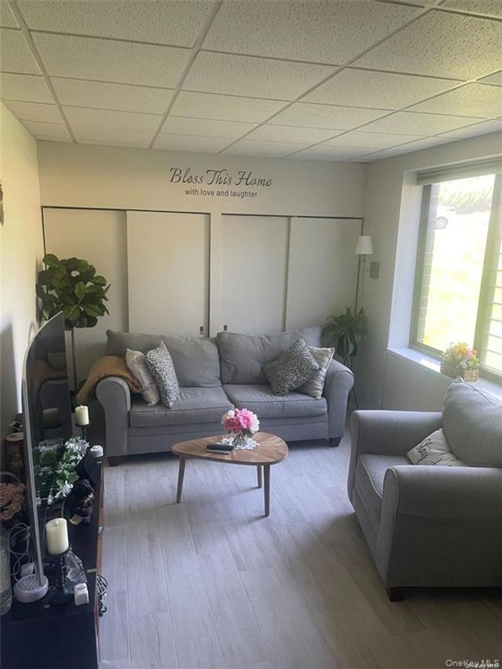 Photo of 269-10 Grand Central Parkway #A19-20, Floral Park, NY 11005 (MLS # 926545)