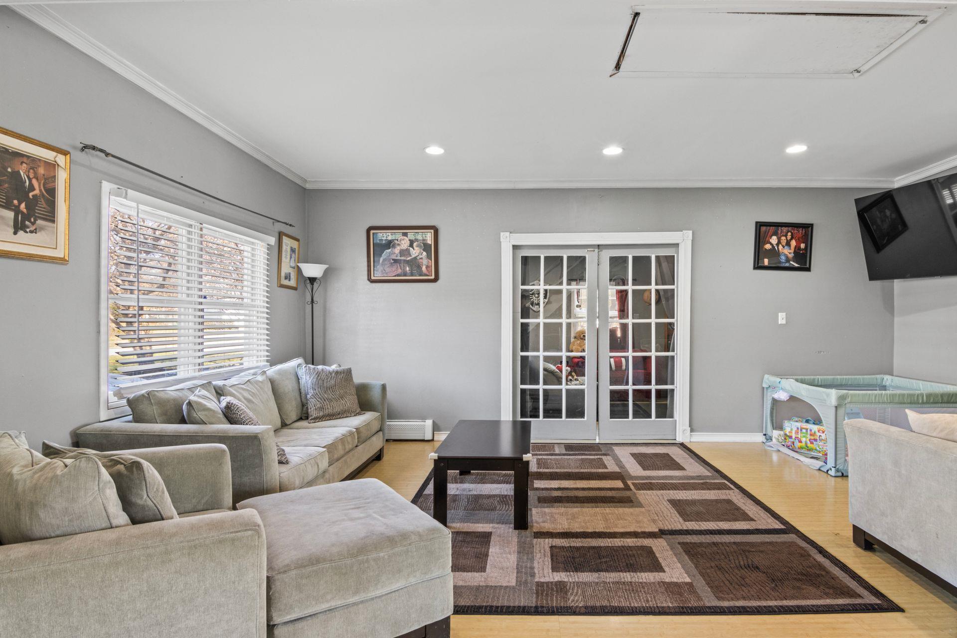 53 Harford Drive, Coram, New York image 10