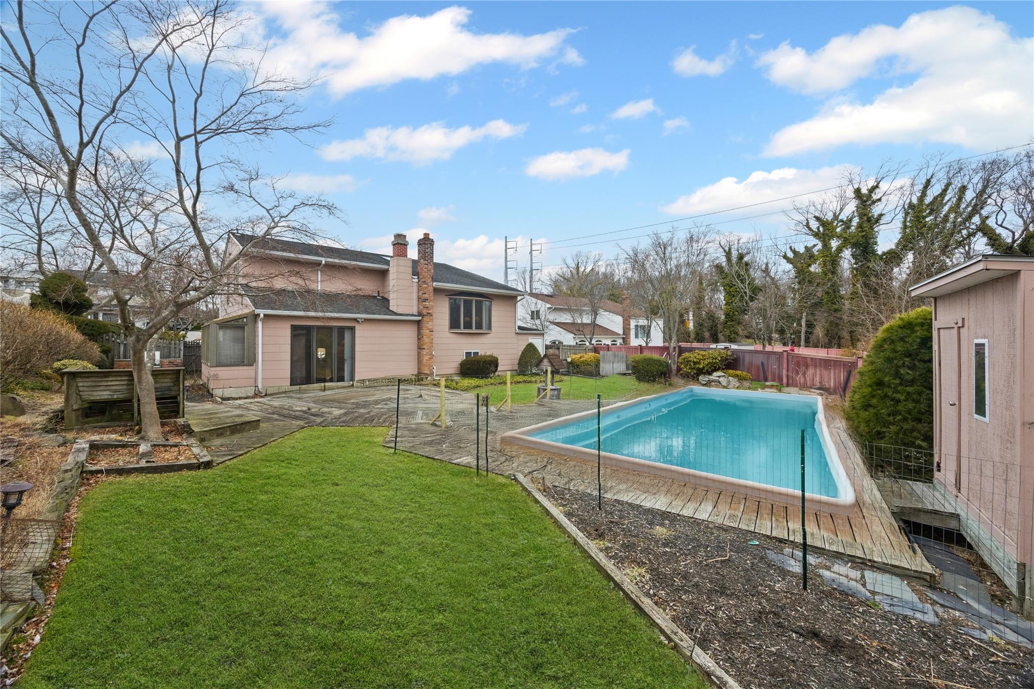 93 Cardinal Lane, Hauppauge, New York image 28