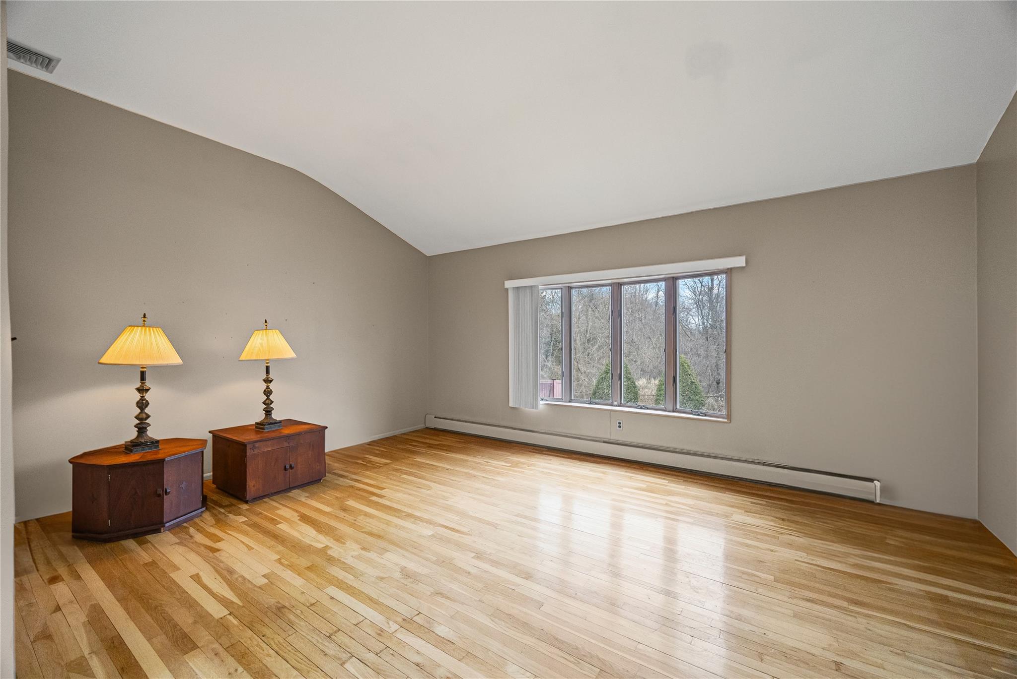93 Cardinal Lane, Hauppauge, New York image 16