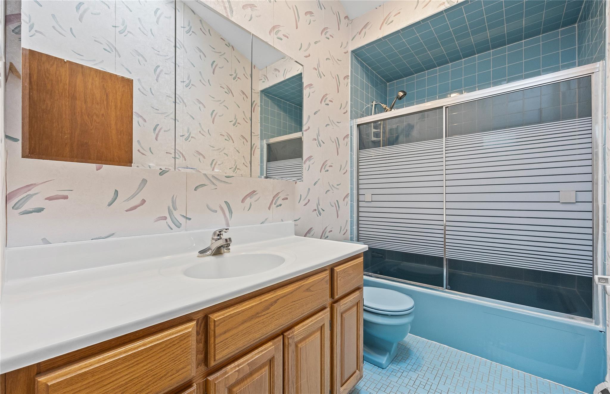93 Cardinal Lane, Hauppauge, New York image 24