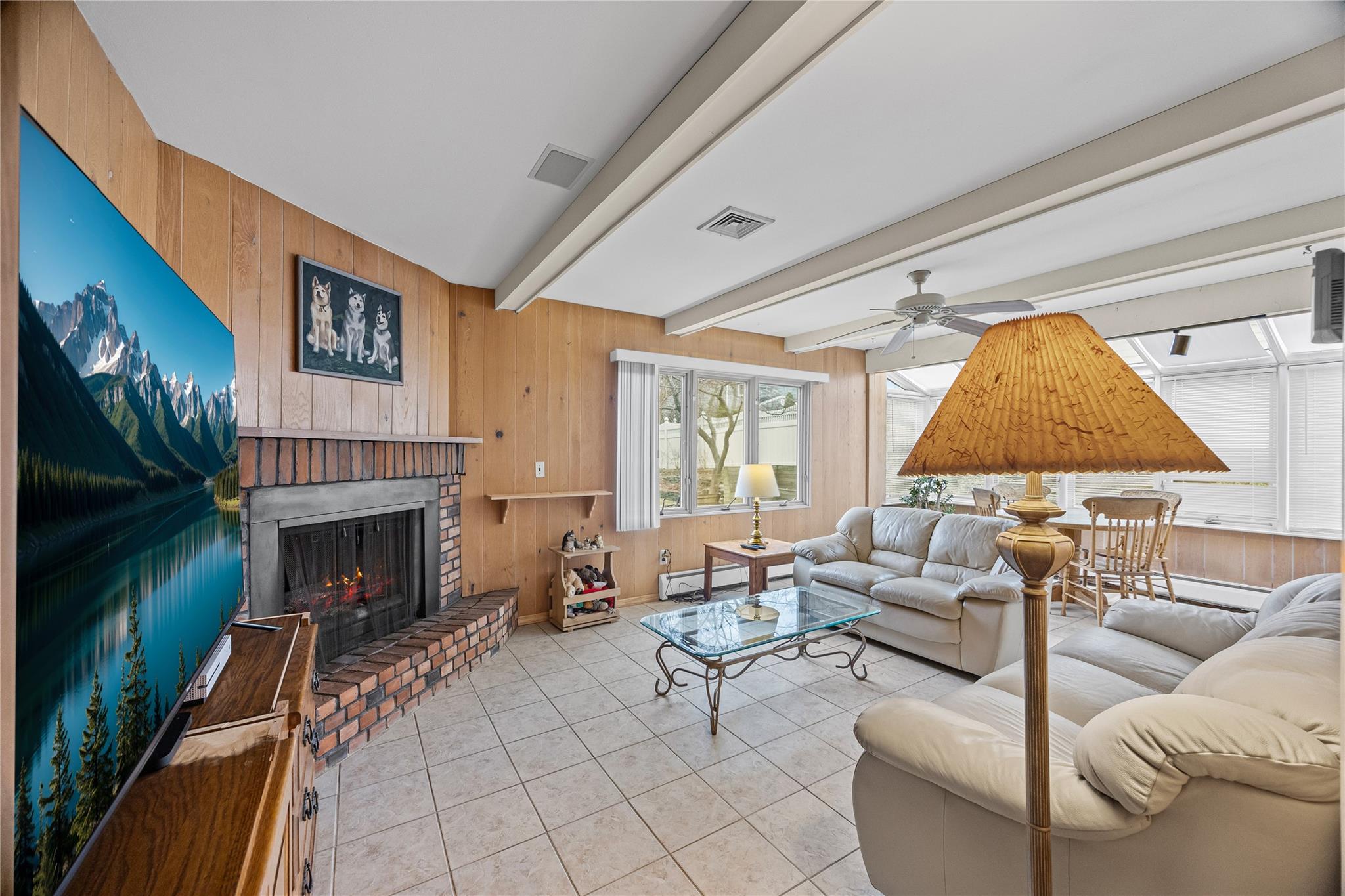 93 Cardinal Lane, Hauppauge, New York image 8