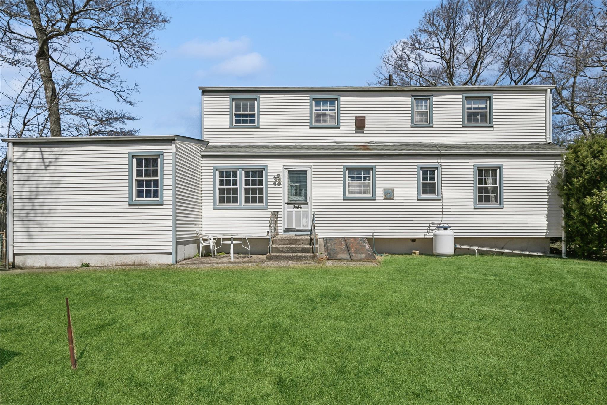 2 W Henry Street, Farmingville, New York image 5