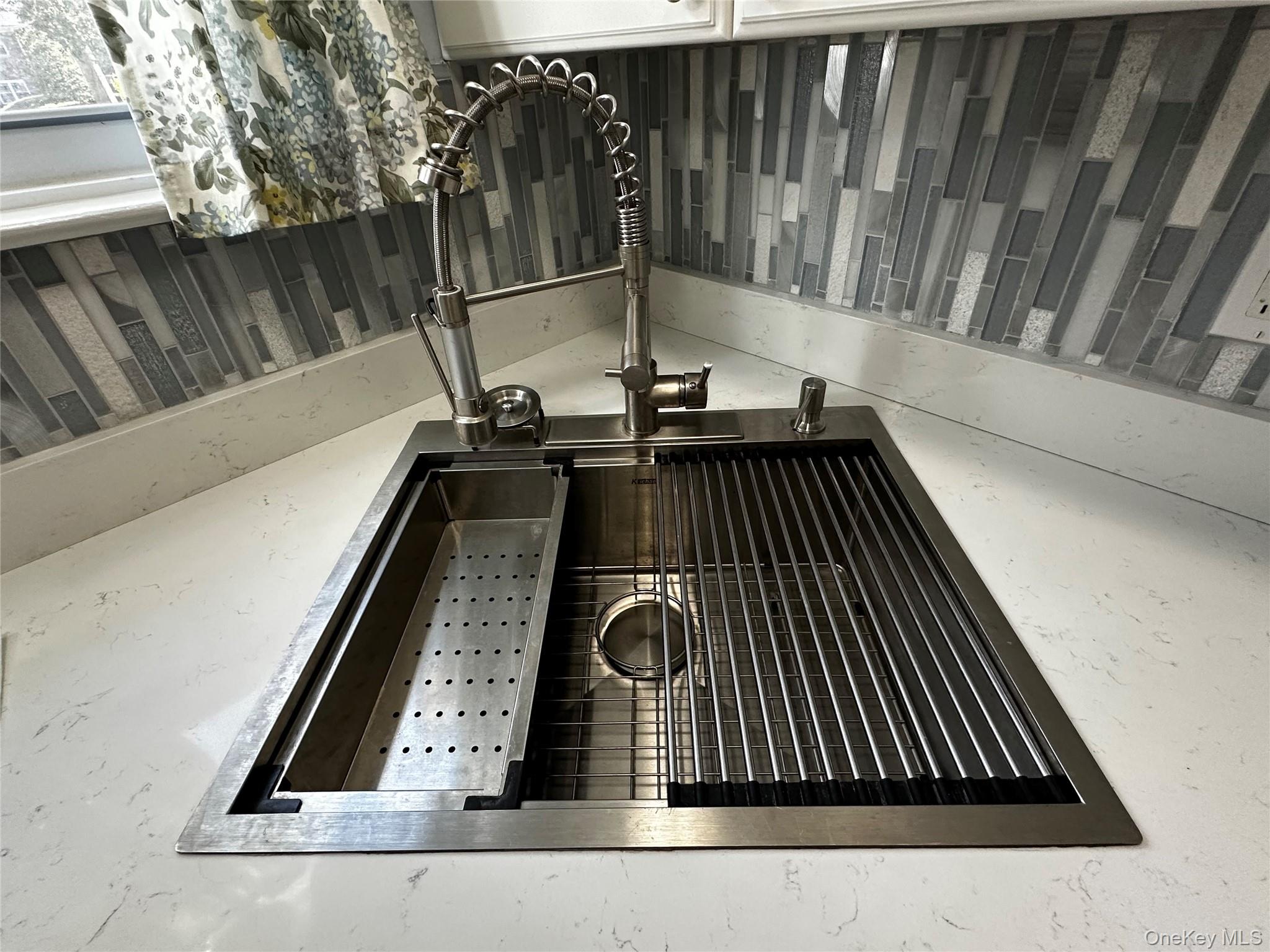 150 Fairharbor Drive 150