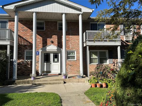 Apartment For Sale - 150 Fairharbor Drive #150<br/> Patchogue, NY 11772