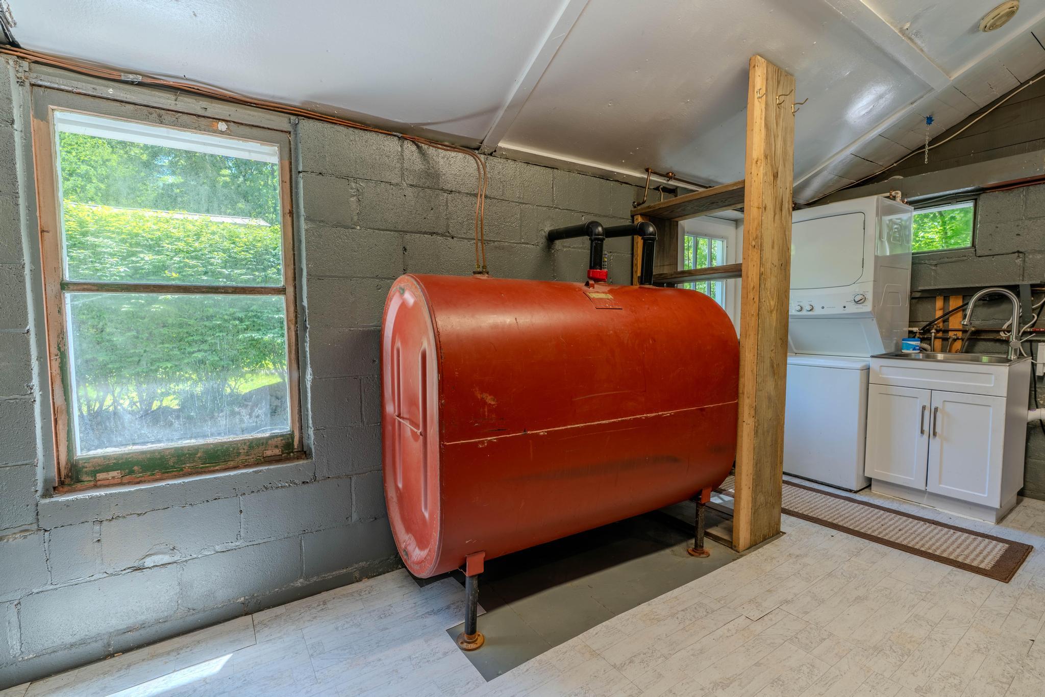 6 Knolls Road, Poughkeepsie, New York image 23
