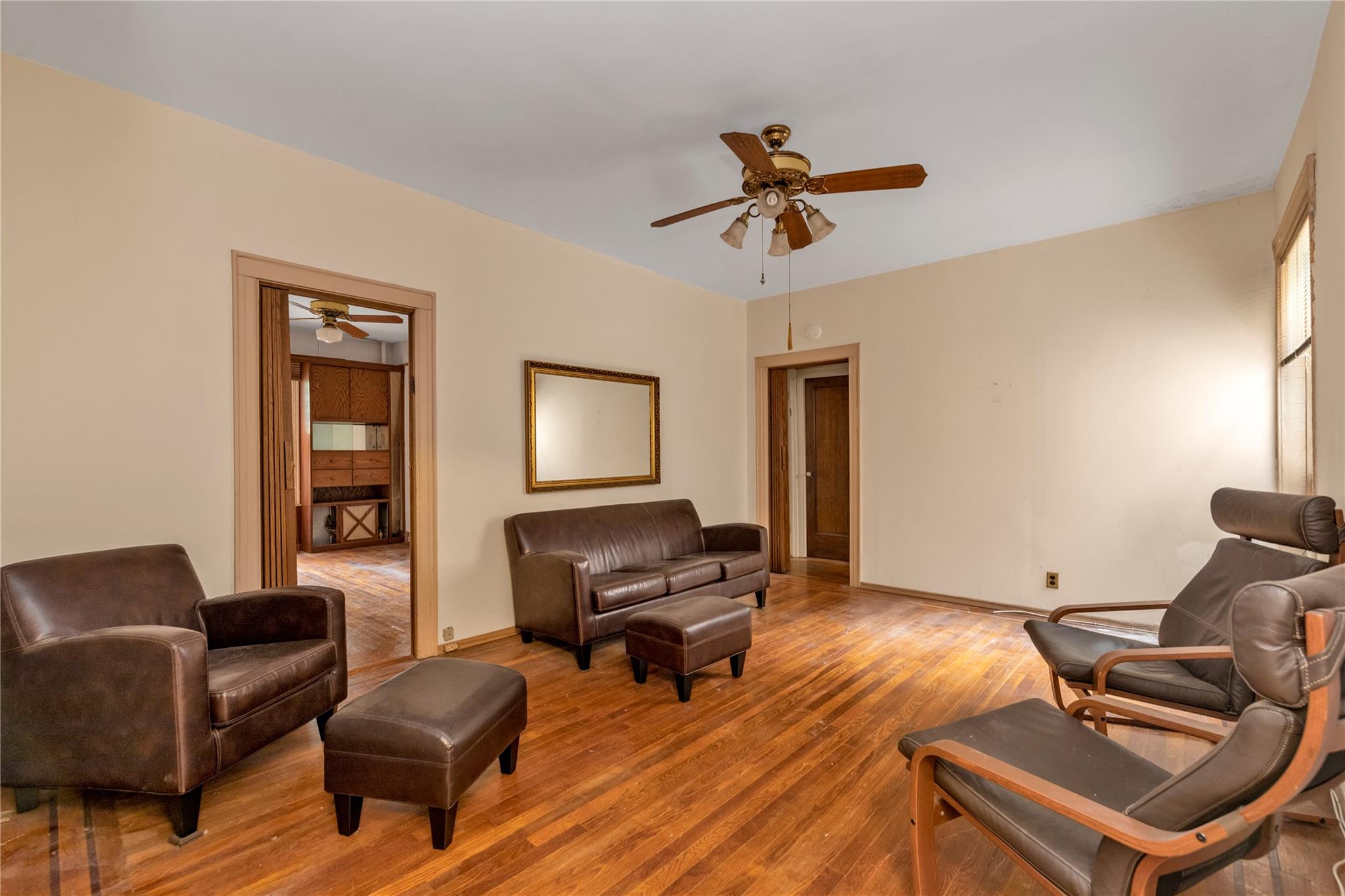 83-52 Talbot Street 2H