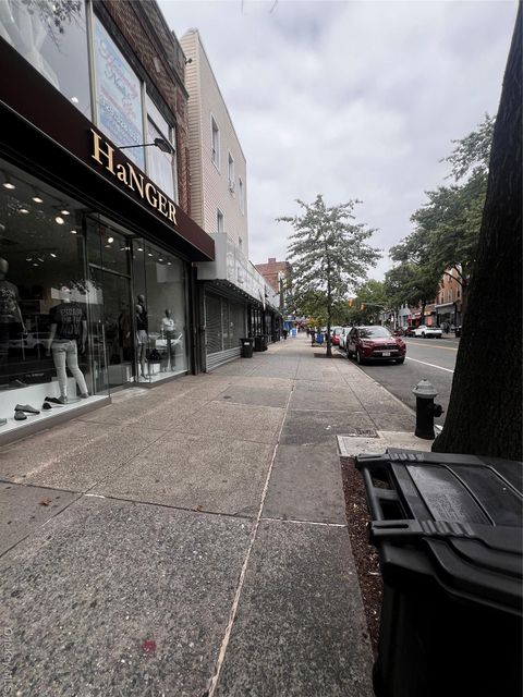 Photo of 3076 Steinway Street, Astoria, NY 11103 (MLS # 961702)