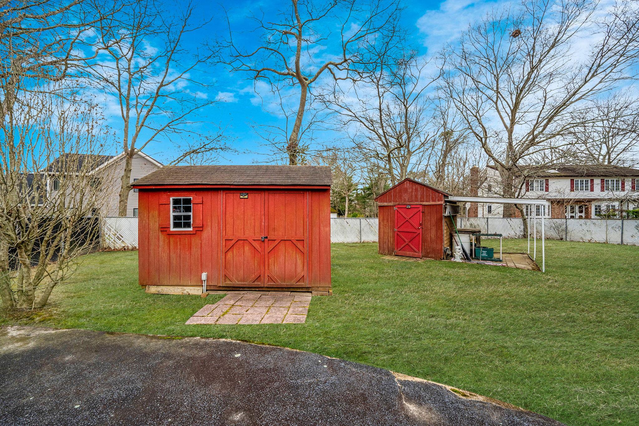 720 Old Medford Avenue, Medford, New York image 18