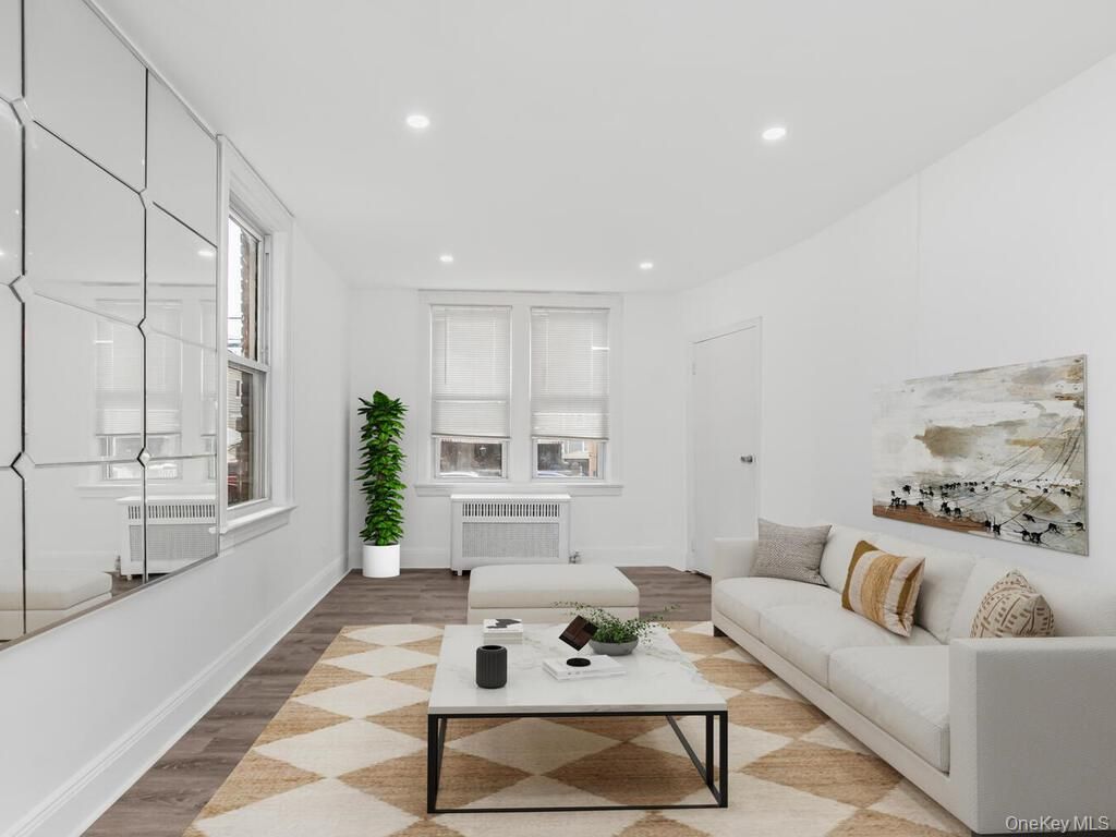 Photo of 1062 Calhoun Avenue, Bronx, NY 10465 (MLS # 980481)