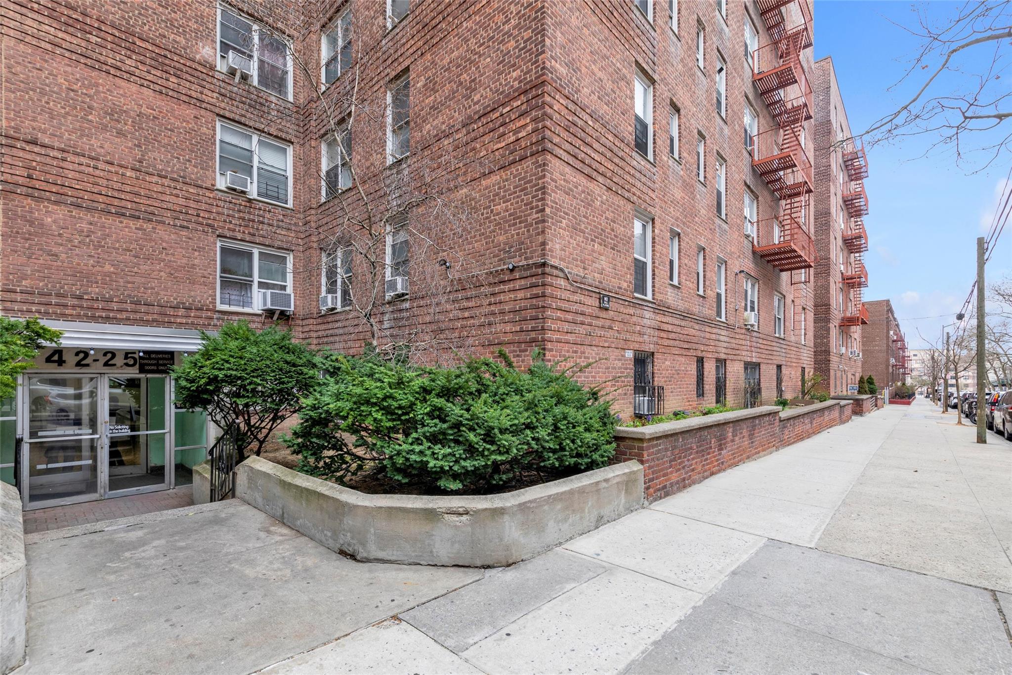 42-25 80 Street #4L, Elmhurst, New York image 13