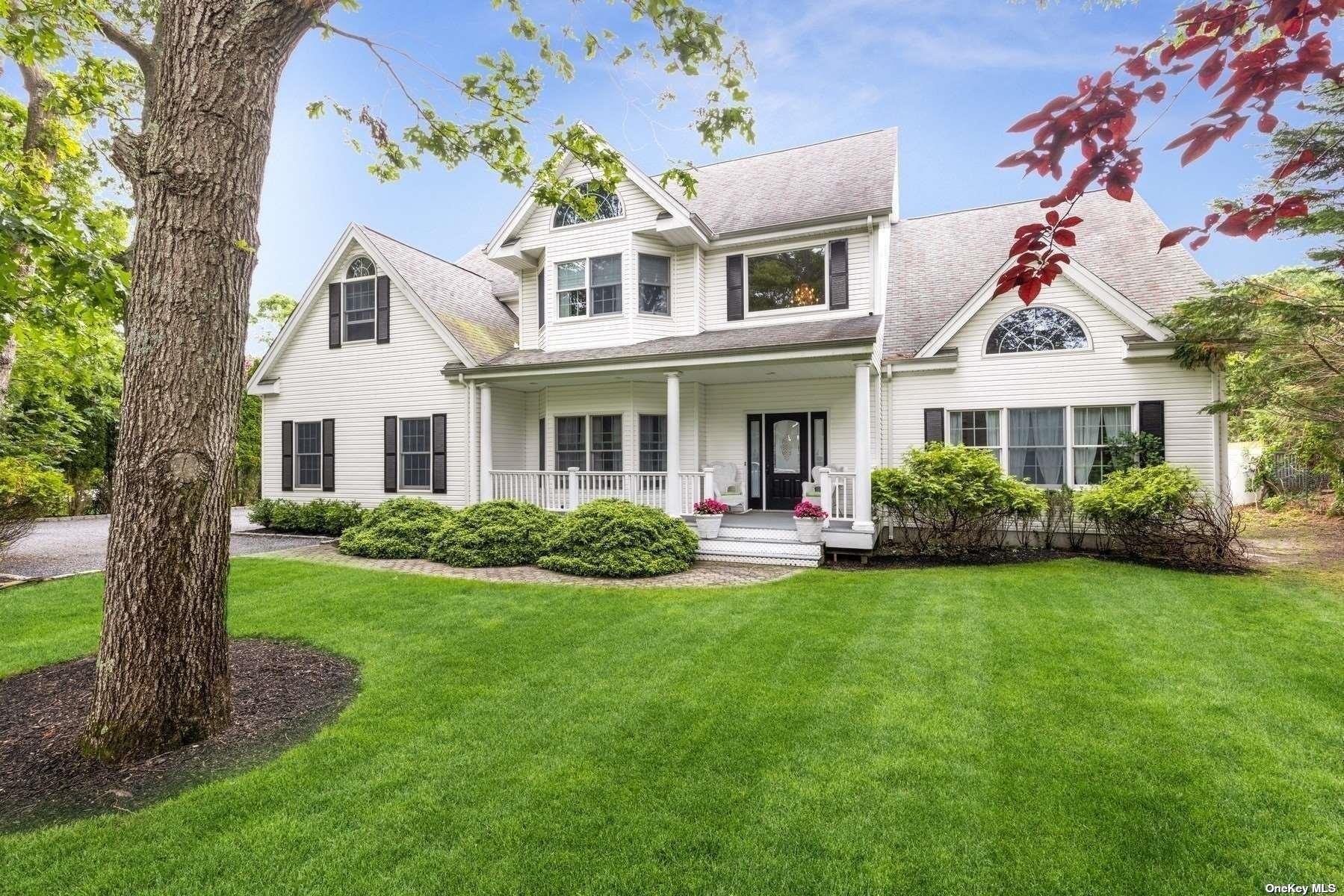 Rental Property at Bridle Path, Westhampton Beach, Hamptons, NY - Bedrooms: 4 
Bathrooms: 3  - $37,000 MO.