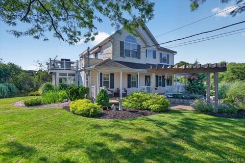 Homes For Sale - 266 Clinton Avenue<br/> East Patchogue, NY 11772