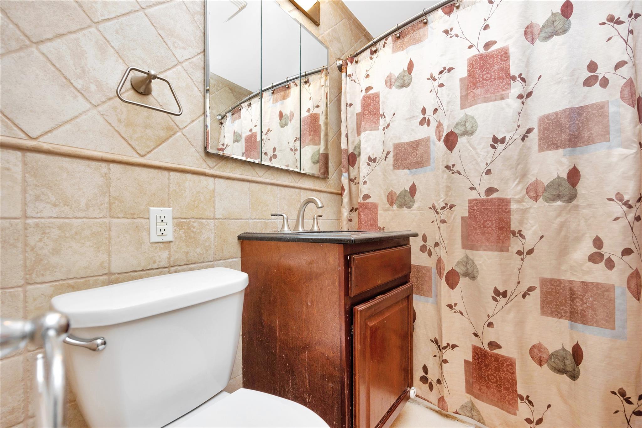 163-20 Willets Point Blvd #4-240, Whitestone, New York image 8