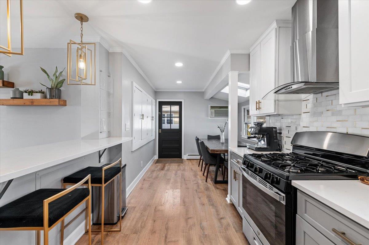 166 N 3rd Street, Bethpage, New York image 9