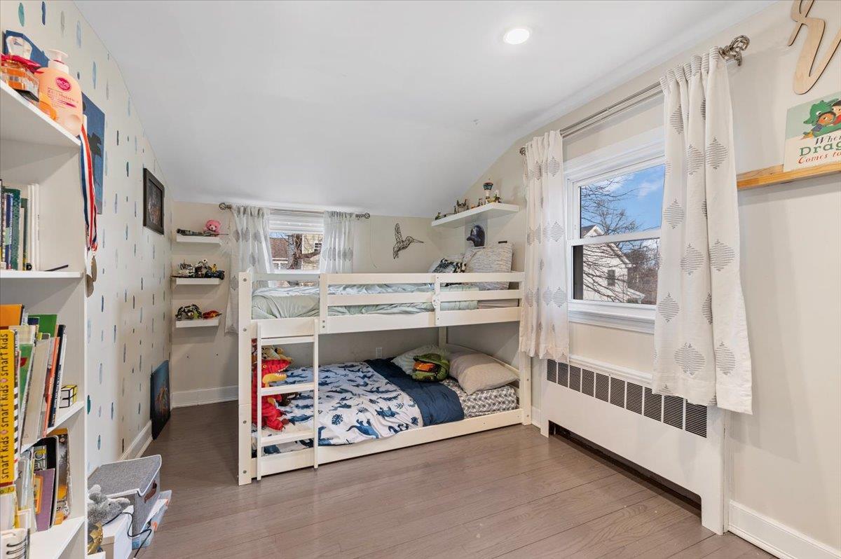 166 N 3rd Street, Bethpage, New York image 19