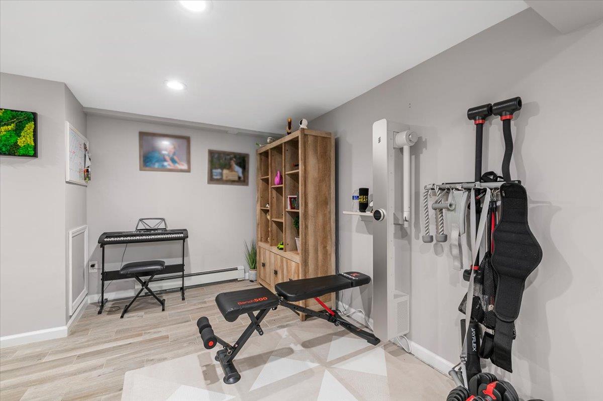 166 N 3rd Street, Bethpage, New York image 31