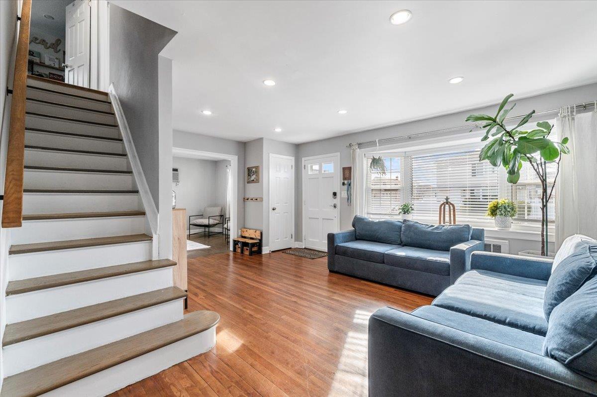 166 N 3rd Street, Bethpage, New York image 7