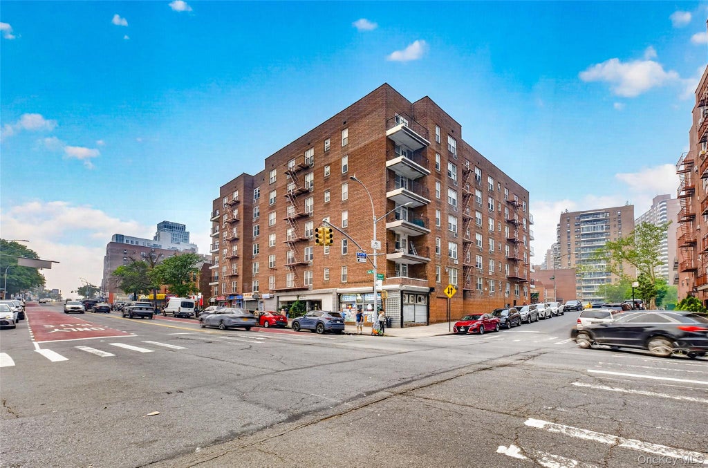 Photo of 45-92 Main Street #7L, Flushing, NY 11355 (MLS # 1068026)