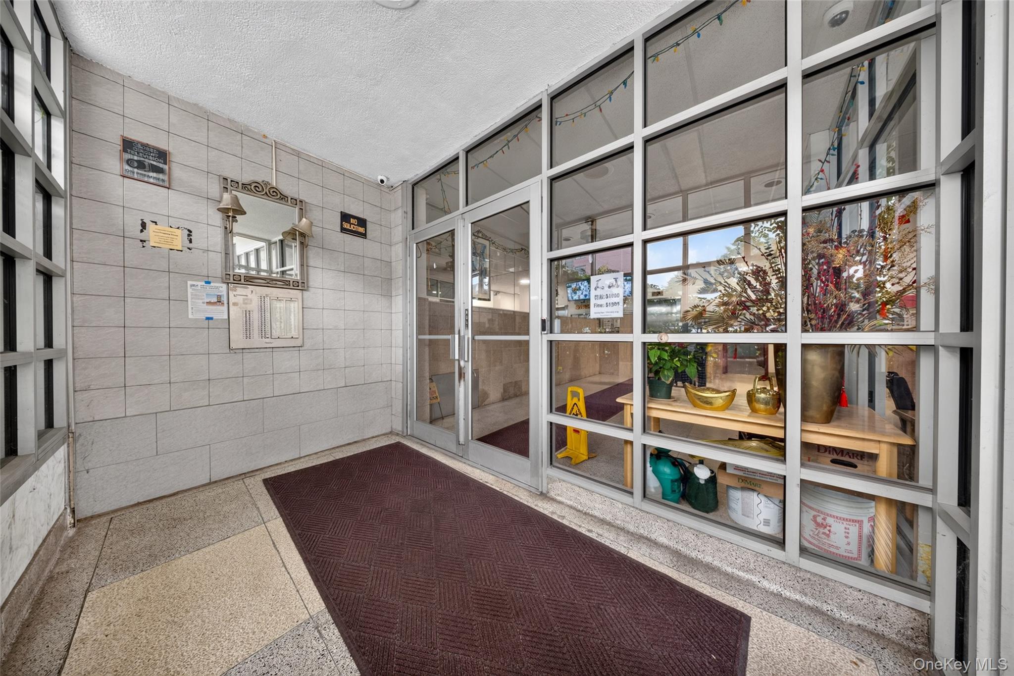 45-92 Main Street 7L
