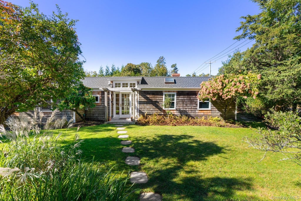 Photo of 2 Gardiner Drive, Amagansett, NY 11930 (MLS # 1058764)
