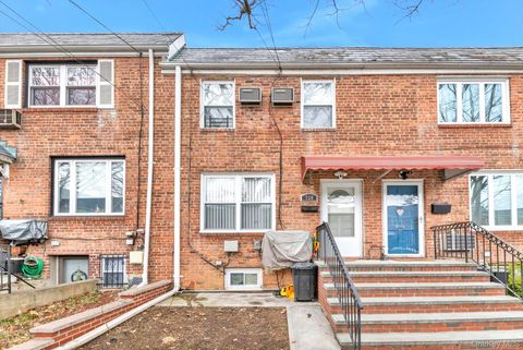 7-20 160th Street Whitestone NY 11357